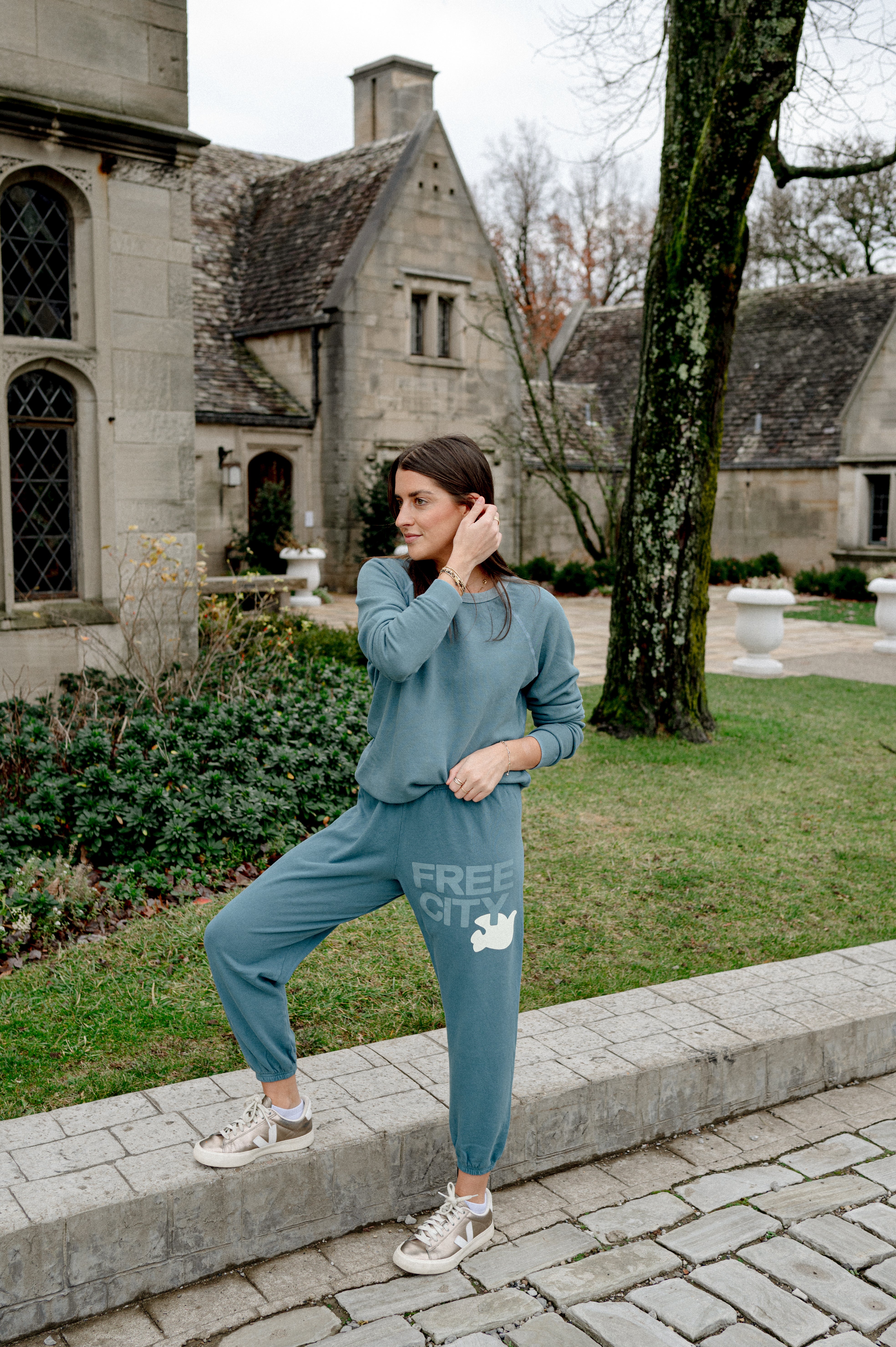 Lucky Rabbit Sweatshirt – Grip & Co.