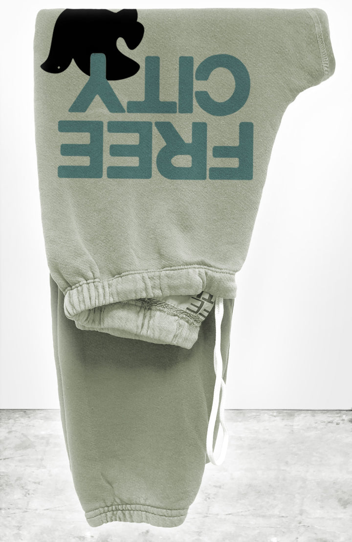 FreeCity Sweatpant