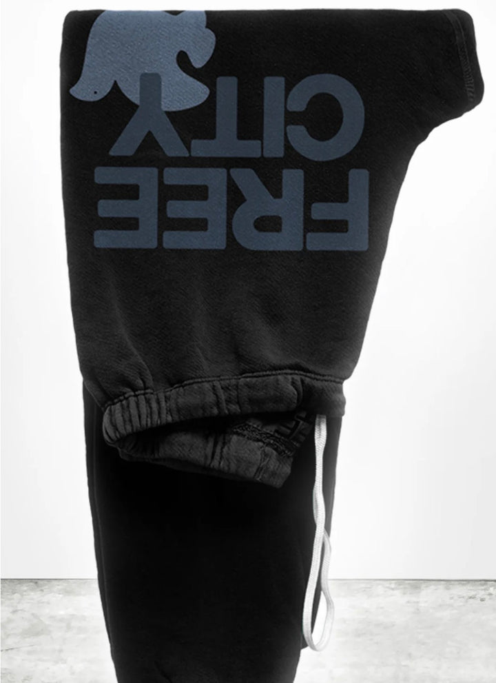 FreeCity Sweatpant